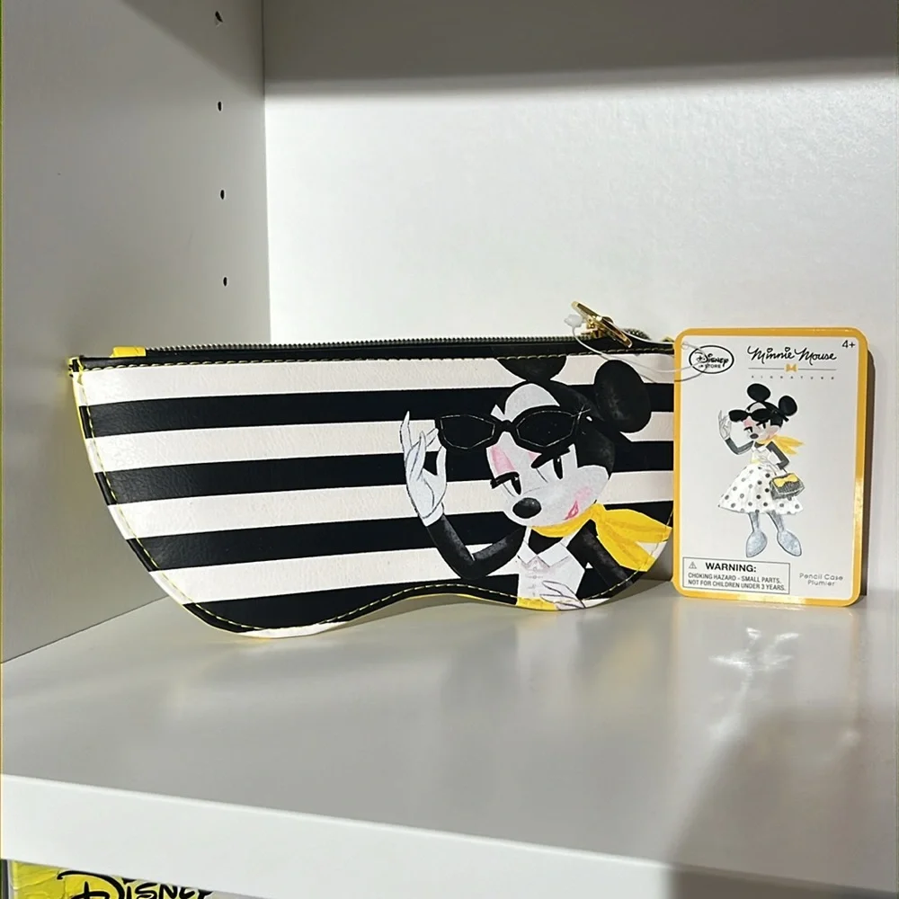 Disney Store Exclusive Minnie Mouse Signature Collection Pencil Case